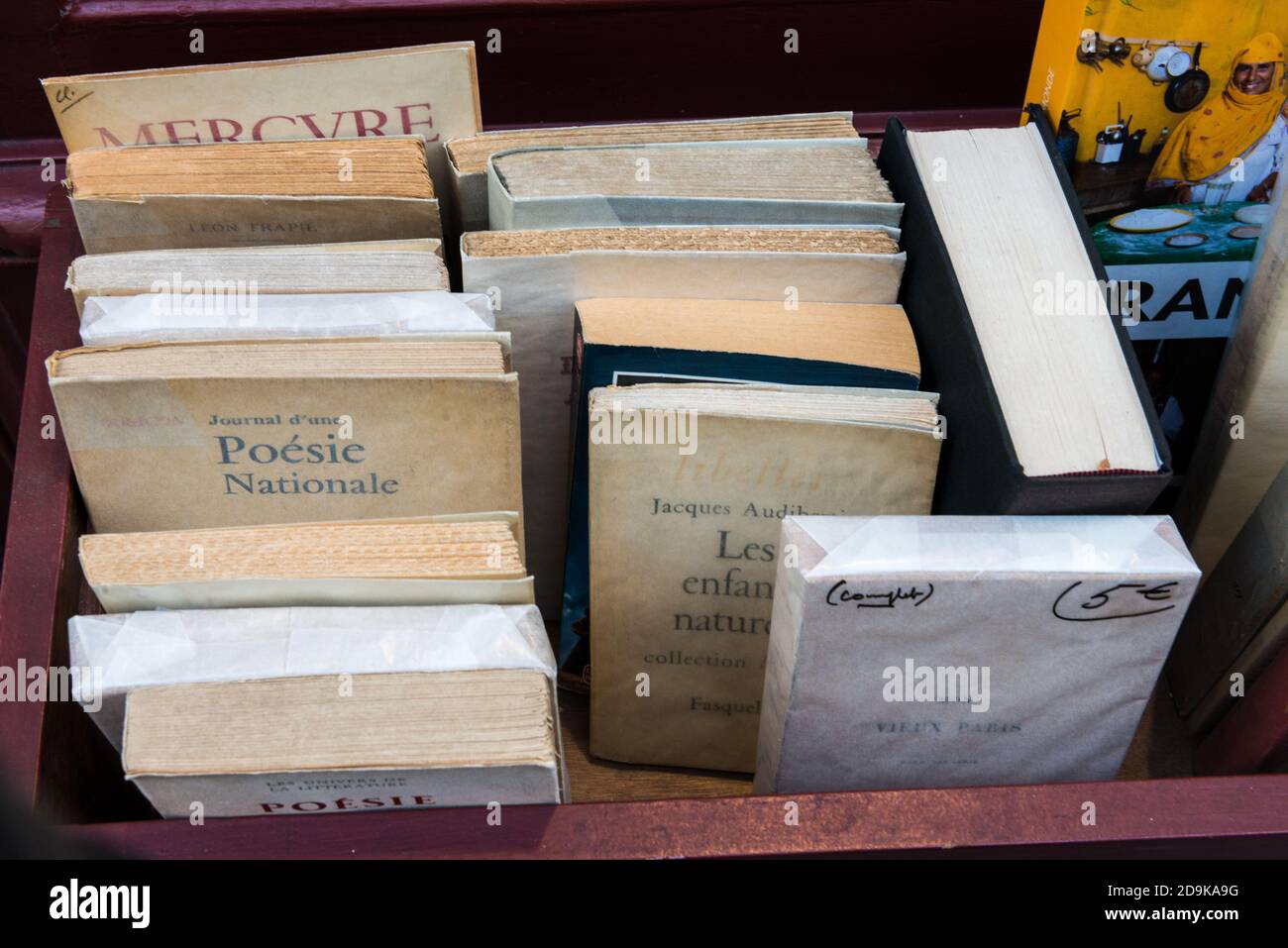 Paris, old books, second-hand bookshop Stock Photo