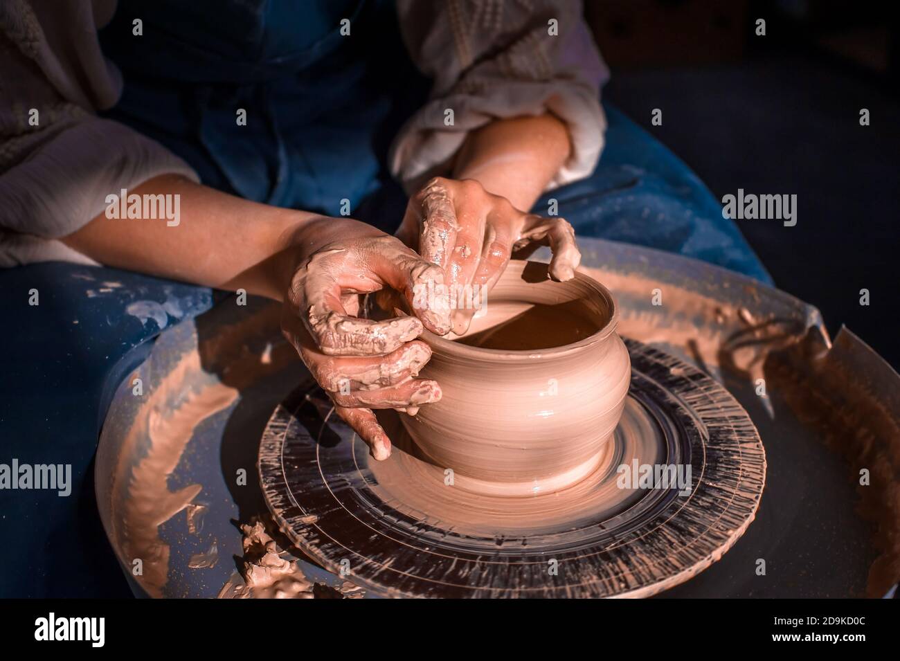 Ancient Pottery Wheel High Resolution Stock Photography and Images Alamy