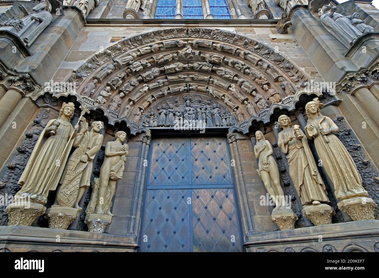 Famous church in trier hi-res stock photography and images - Alamy