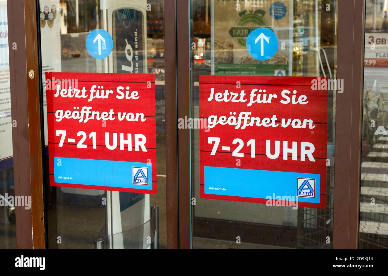 Opening hours, Aldi-Nord supermarket, Datteln, North Rhine-Westphalia, Germany Stock Photo