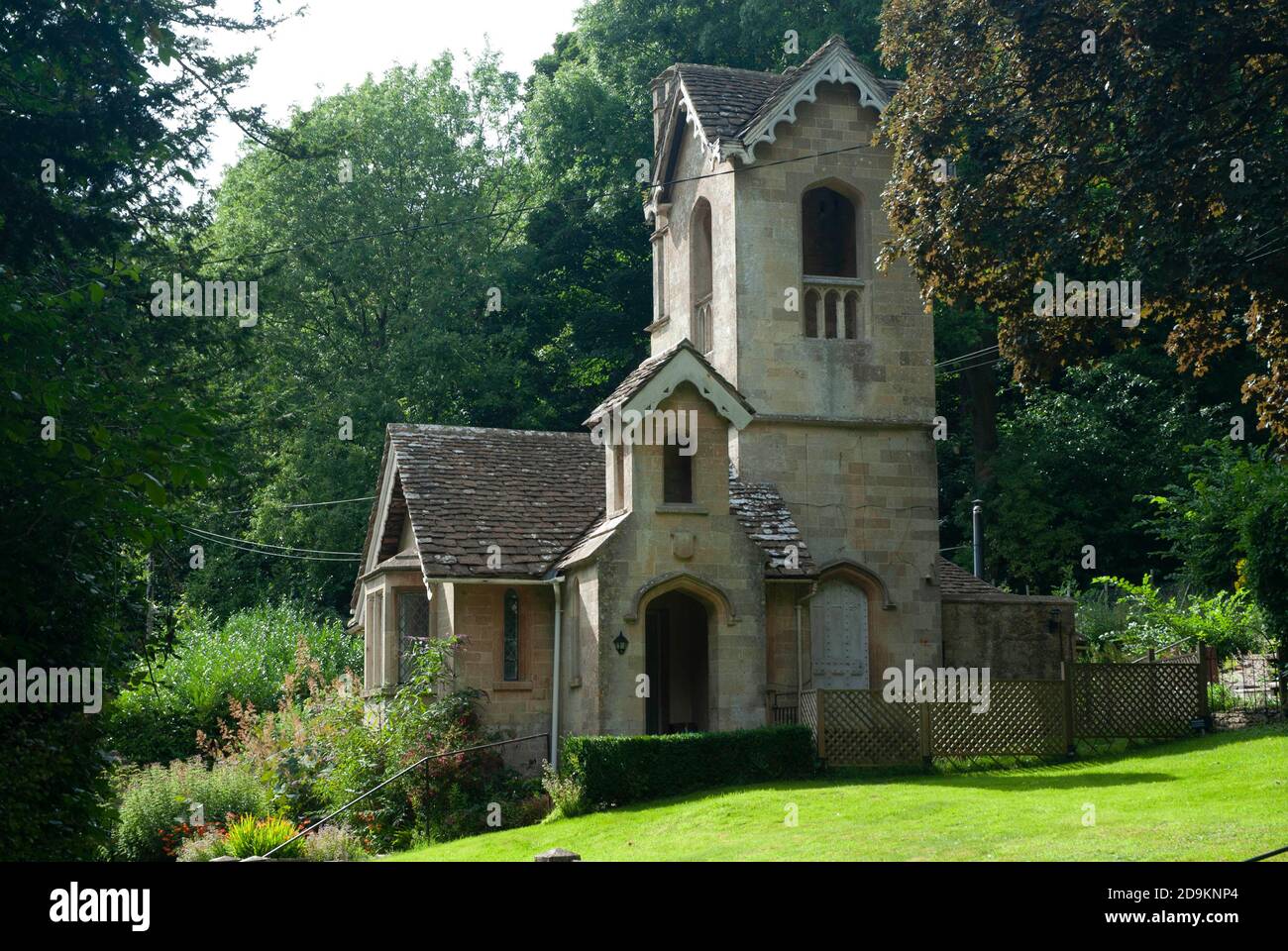 Late Gothic-style West Lodge or gatehouse at the entrance to the American Museum - Claverton Manor - Bath Somerset England uk Stock Photo