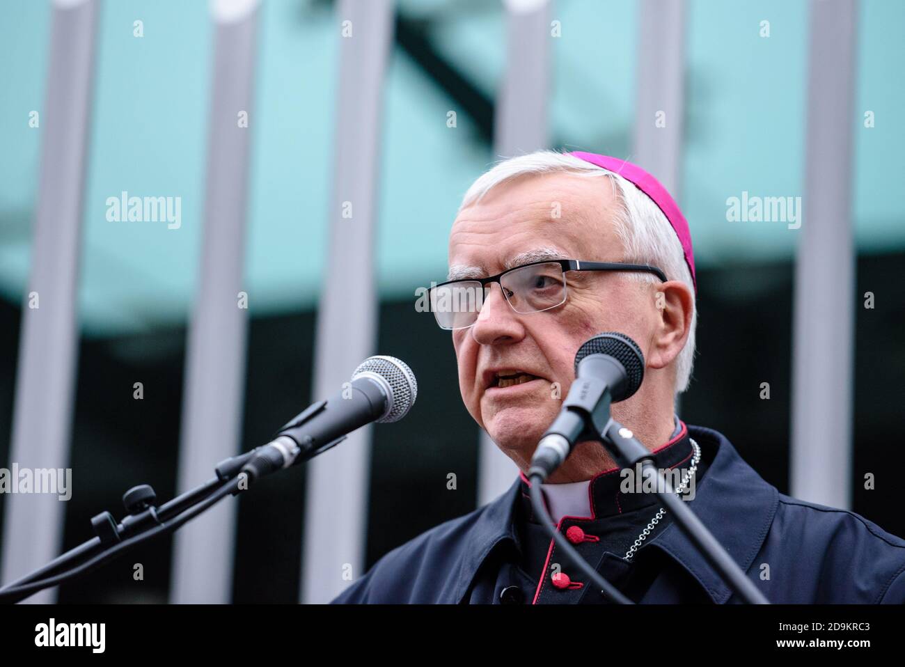 Interreligious prayer hires stock photography and images Alamy