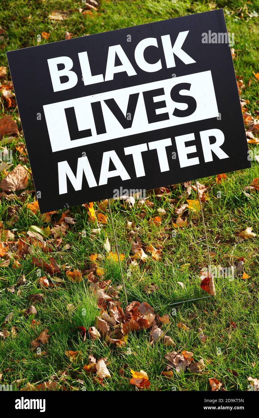 Blm Text Blm Sign Yard High Resolution Stock Photography and Images - Alamy