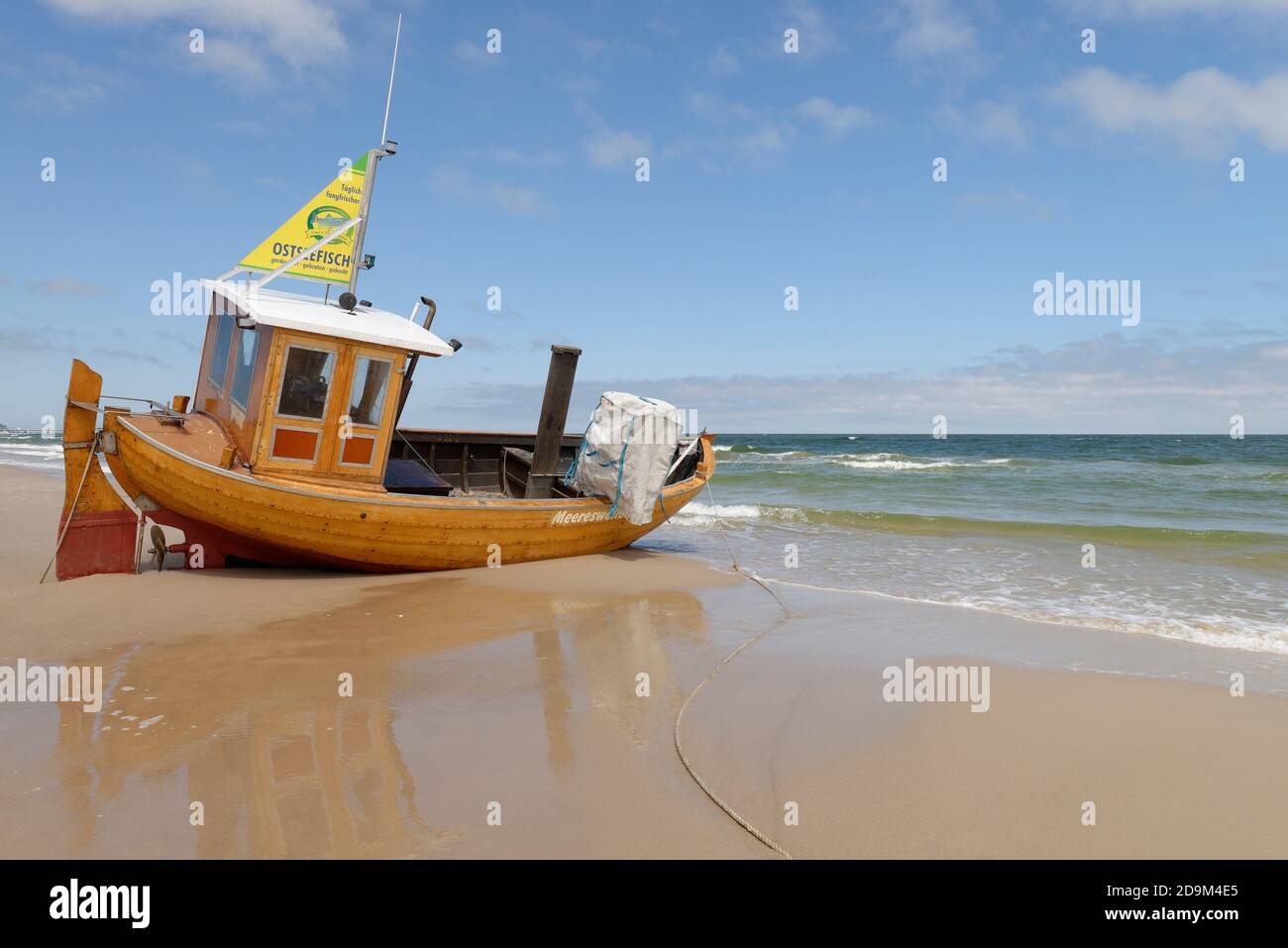 Fishing smack hi-res stock photography and images - Page 18 - Alamy