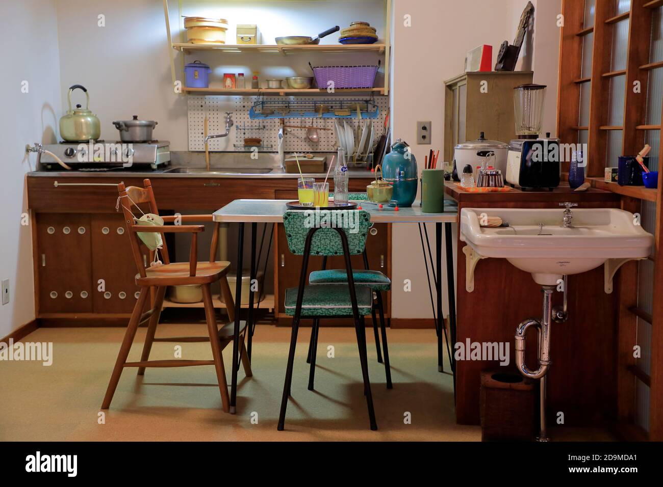 The 11 scaled model of the dining kitchen of 2DKtype dwelling unit in