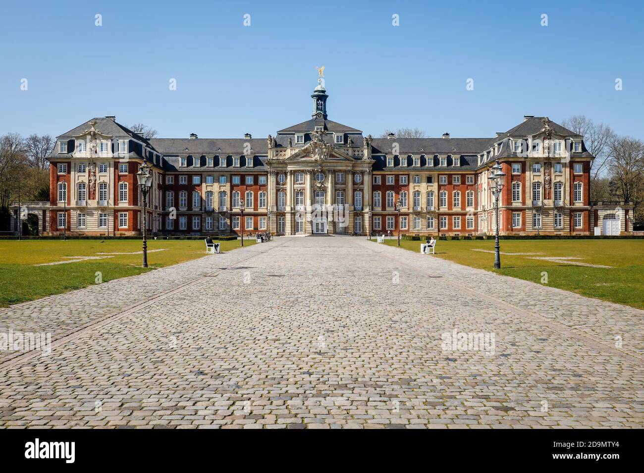 Muenster, North Rhine-Westphalia, Germany, Universitaet Muenster, Westfaelische Wilhelms-Universitaet in the prince-bishop's castle Muenster. Stock Photo