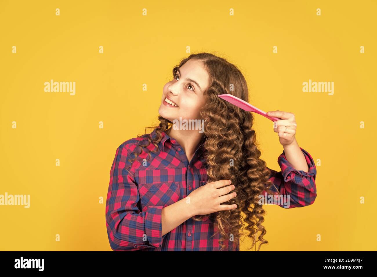 Styling hair with kids hi-res stock photography and images - Page 10 - Alamy Styling hair with kids hi-res stock photography and images - Page 10 - Alamy