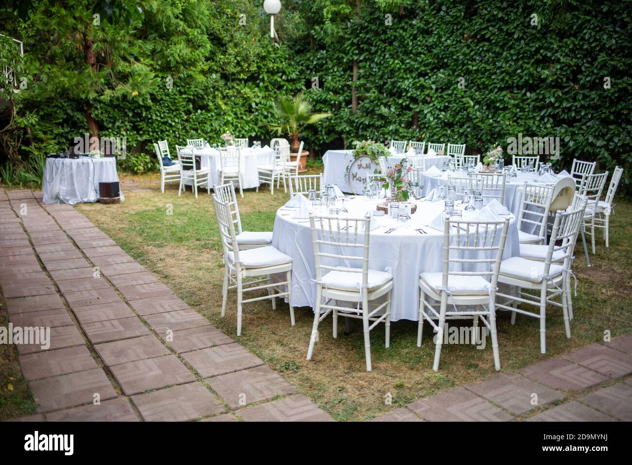 Beautiful wedding ceremony setting hi-res stock photography and images ...