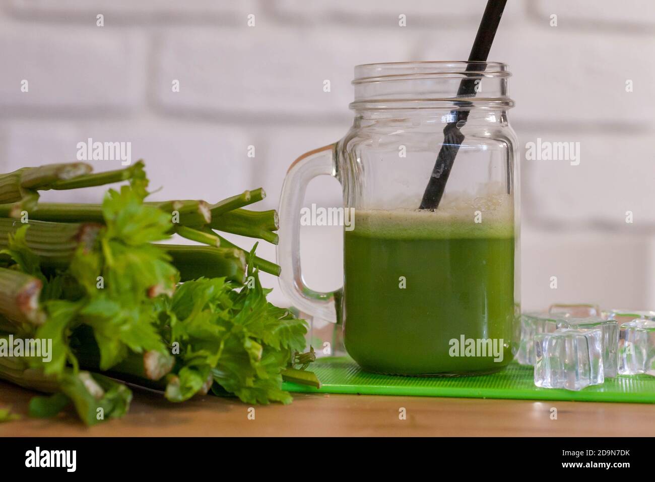 Healthy Celery diet for the treatment of incurable mysterious diseases