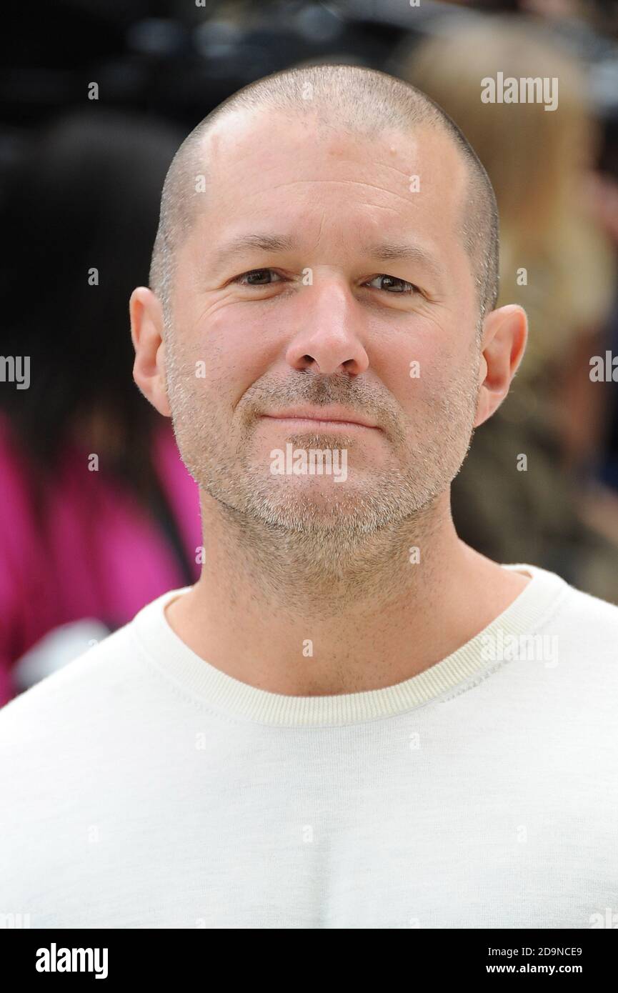 Jonathan Ive attends the Burberry Prorsum Spring/Summer 2013 Womenswear Fashion Show, Kensington Gardens, London. 17th September 2012 © Paul Treadway Stock Photo