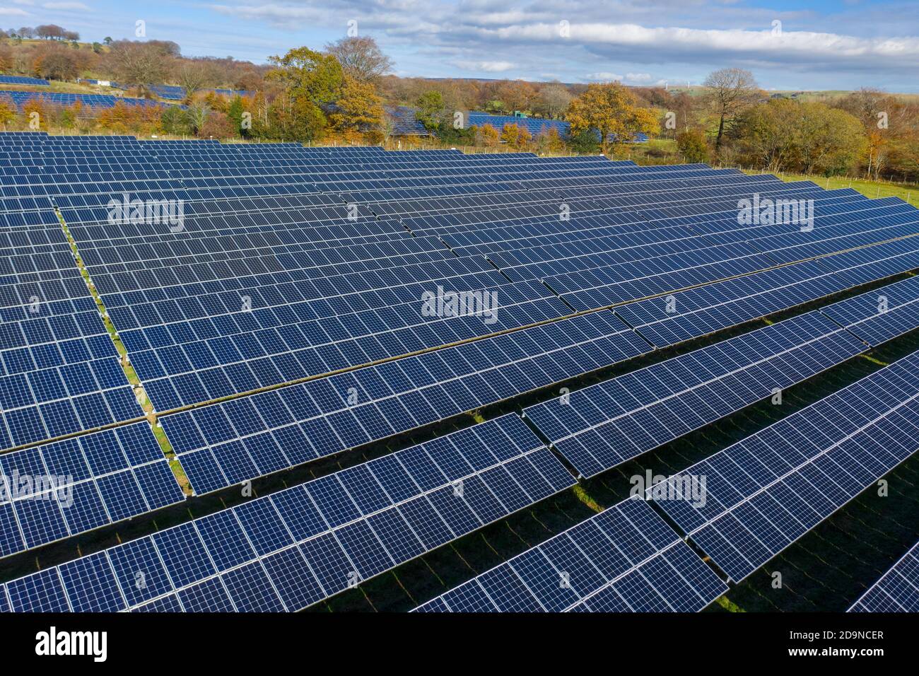Solar panel farm drone shot hi-res stock photography and images - Alamy