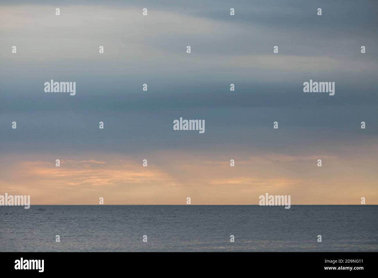 Dark cloudy sky in rainy hi-res stock photography and images - Alamy