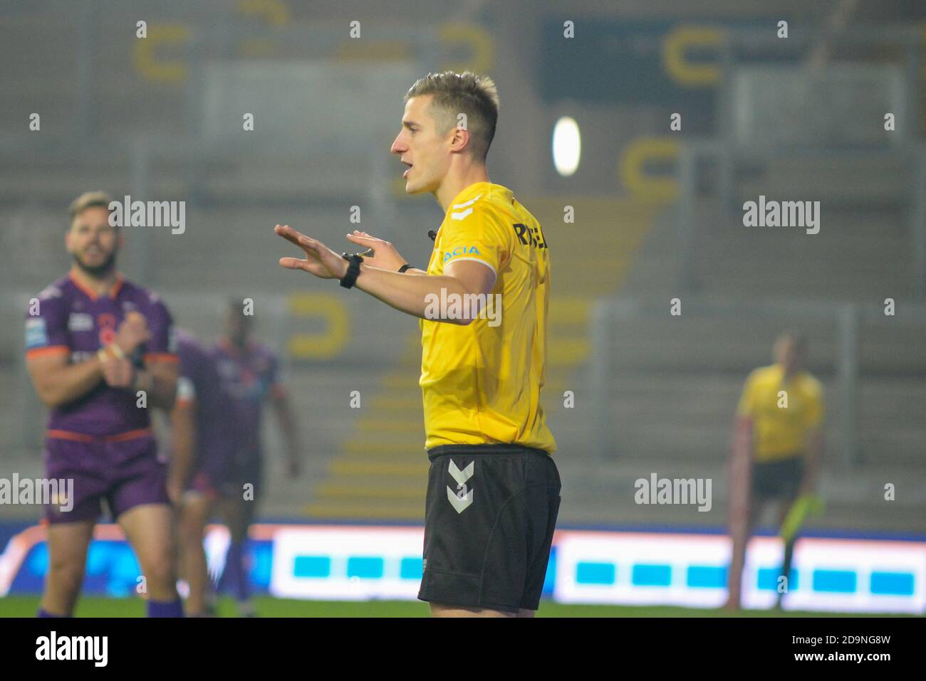 during the Betfred Super League match between Wigan V Huddersfield at The Emerald Headingley, Leeds,  United Kingdom on 06 November 2020. Stock Photo