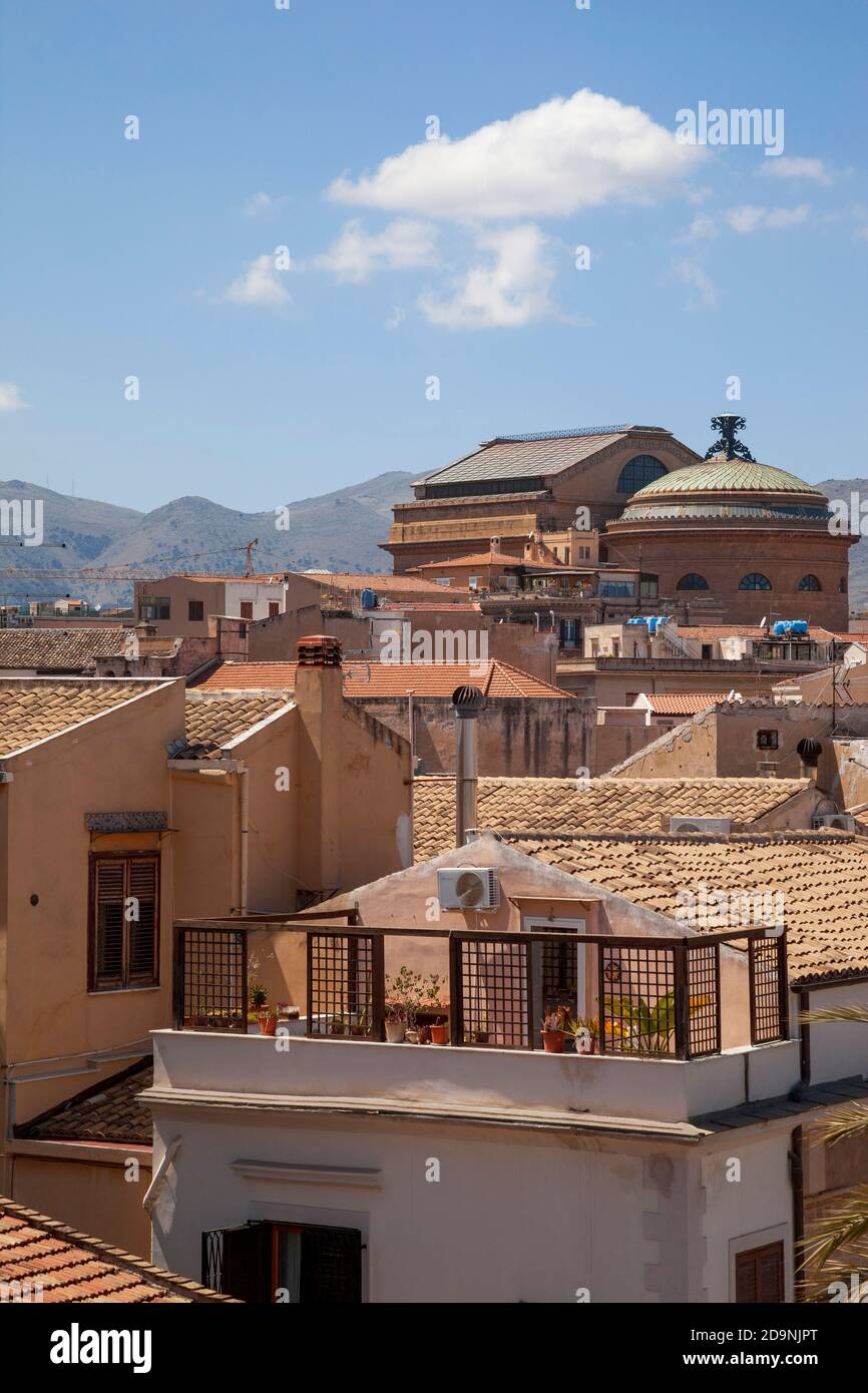 Roofs houses, Palermo, Sicily, capital, big city, Italy Stock Photo Alamy