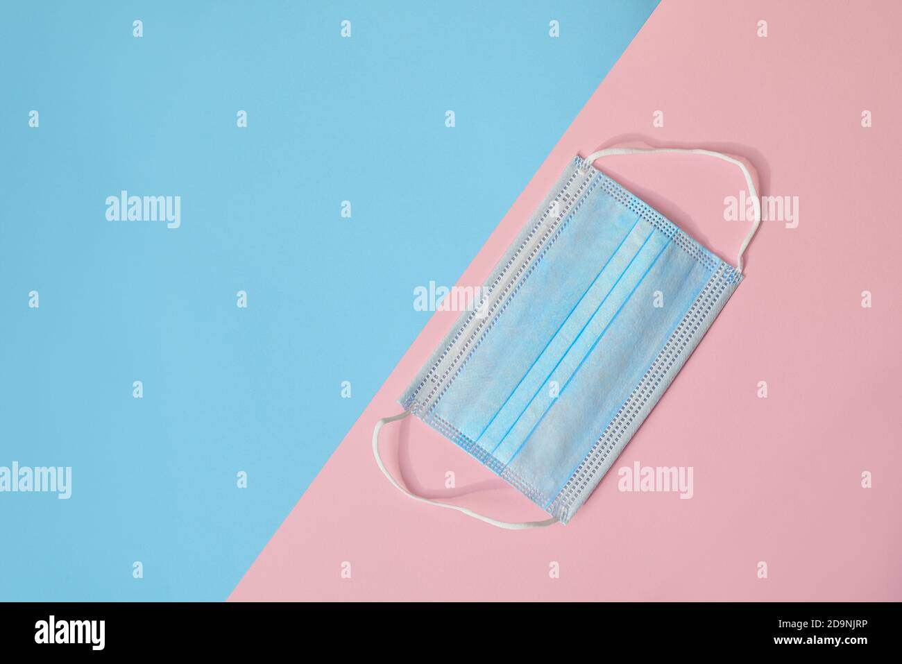 Banner pink medical mask hi-res stock photography and images - Alamy