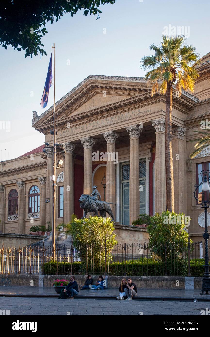 Teatro massimo building detail hi-res stock photography and images - Alamy