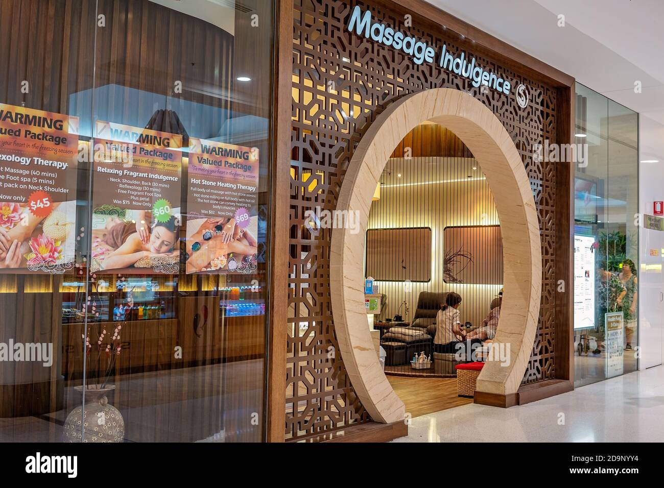 Massage Shop Window High Resolution Stock Photography and Images - Alamy