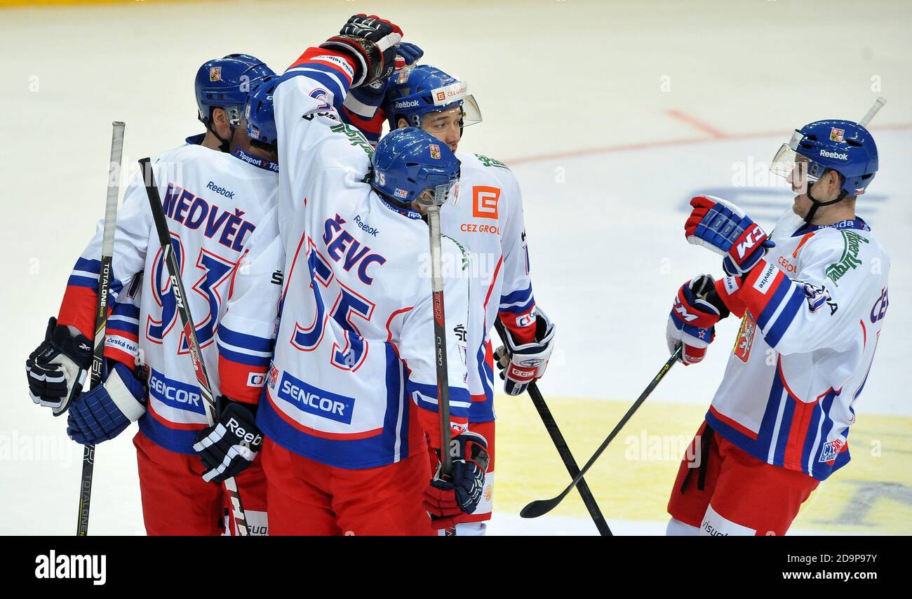 Doig River hockey players to play in European Tour, Czech Hockey