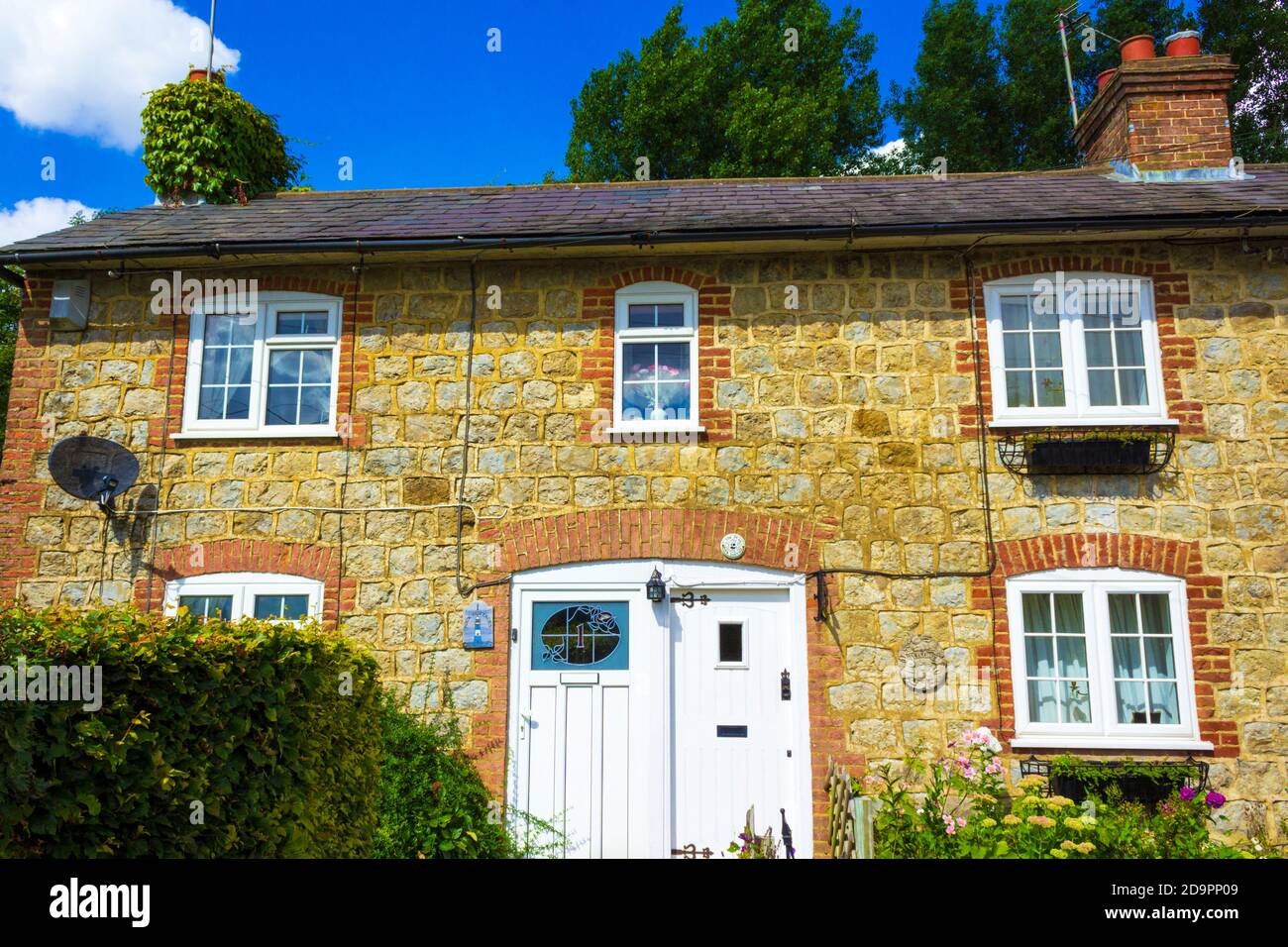 Picturesque streets and houses of Sellindge a civil parish and village