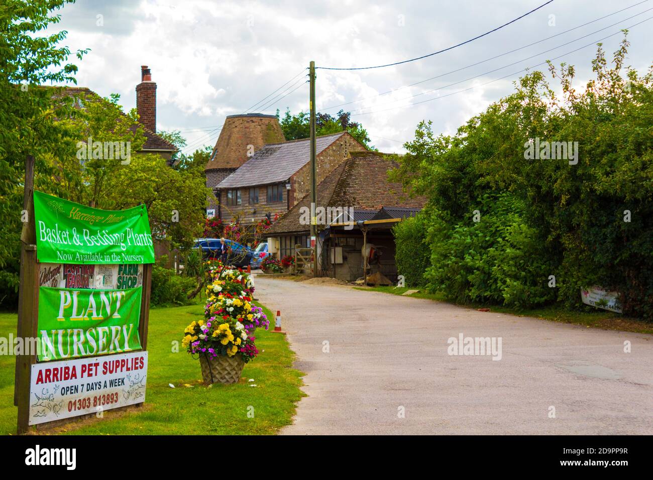 Picturesque streets and houses of Sellindge a civil parish and village