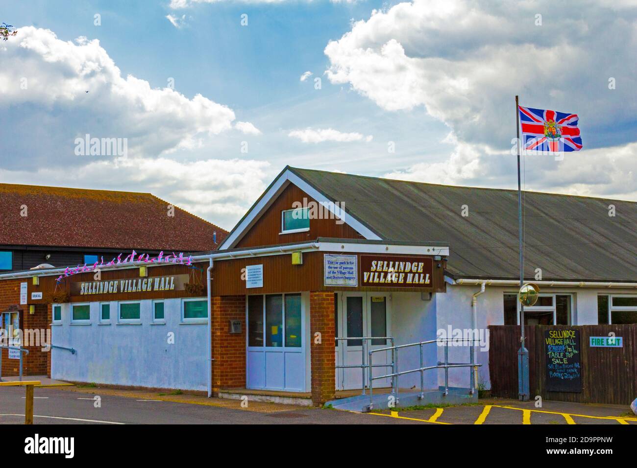 Picturesque streets and houses of Sellindge a civil parish and village