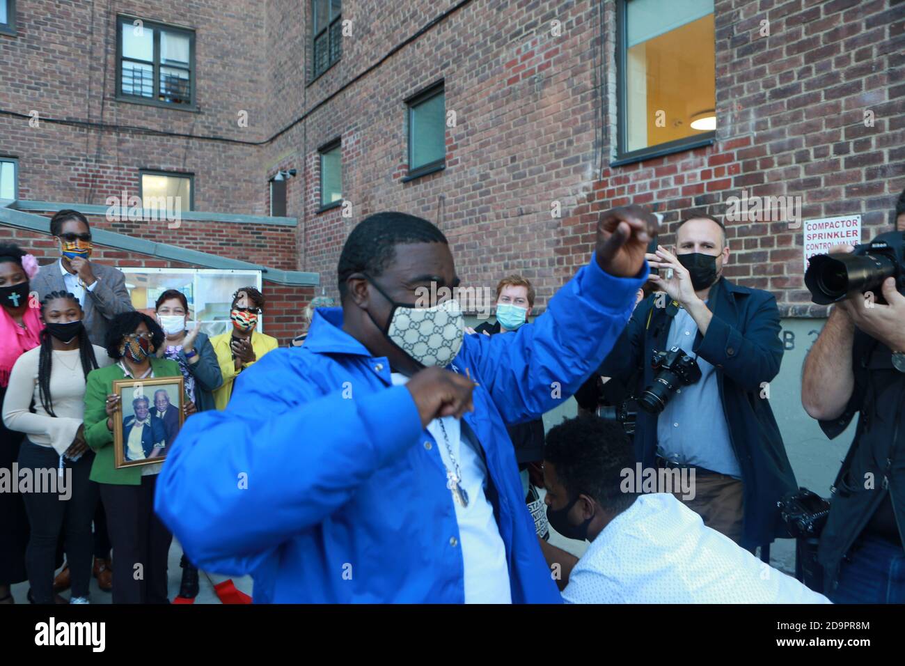 Brooklyn, NY, USA. 6th Nov, 2020. Actor Tracey and others attend