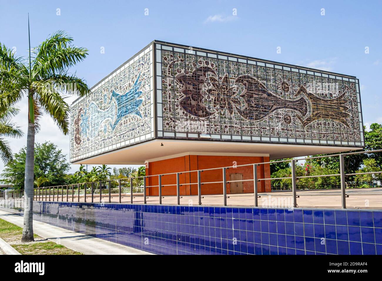 Miami Florida,Biscayne Boulevard Bacardi Museum,architecture cantilever