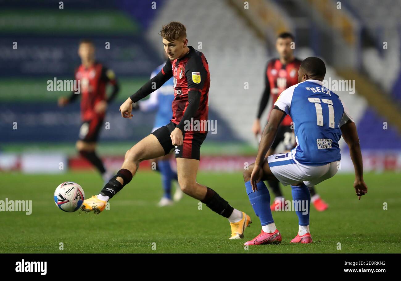 AFC Bournemouth's David Brooks (left) in action with Birmingham City's Jeremie Bela during the Sky Bet Championship match at St. Andrew's Trillion Trophy Stadium, Birmingham. Stock Photo