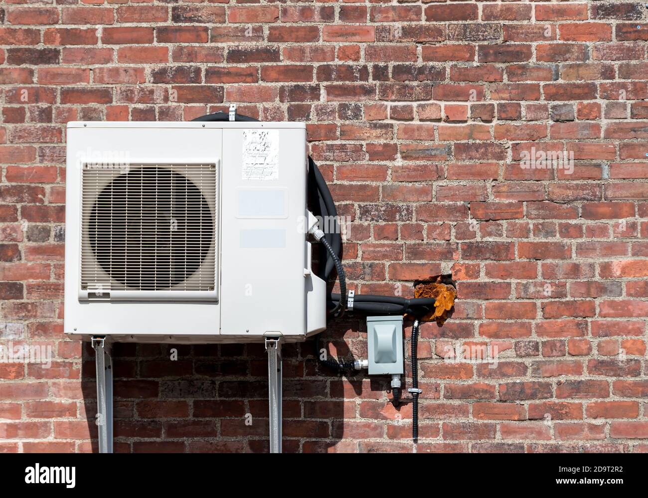 Wall mounted air conditioning unit hires stock photography and images