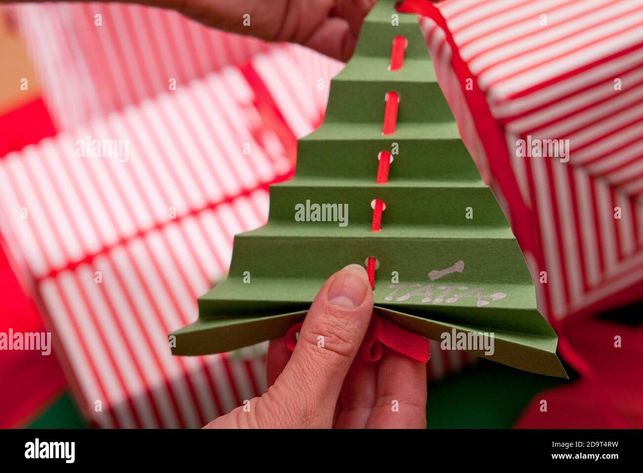 Paper Christmas Tree Steps Paper Christmas Tree Steps