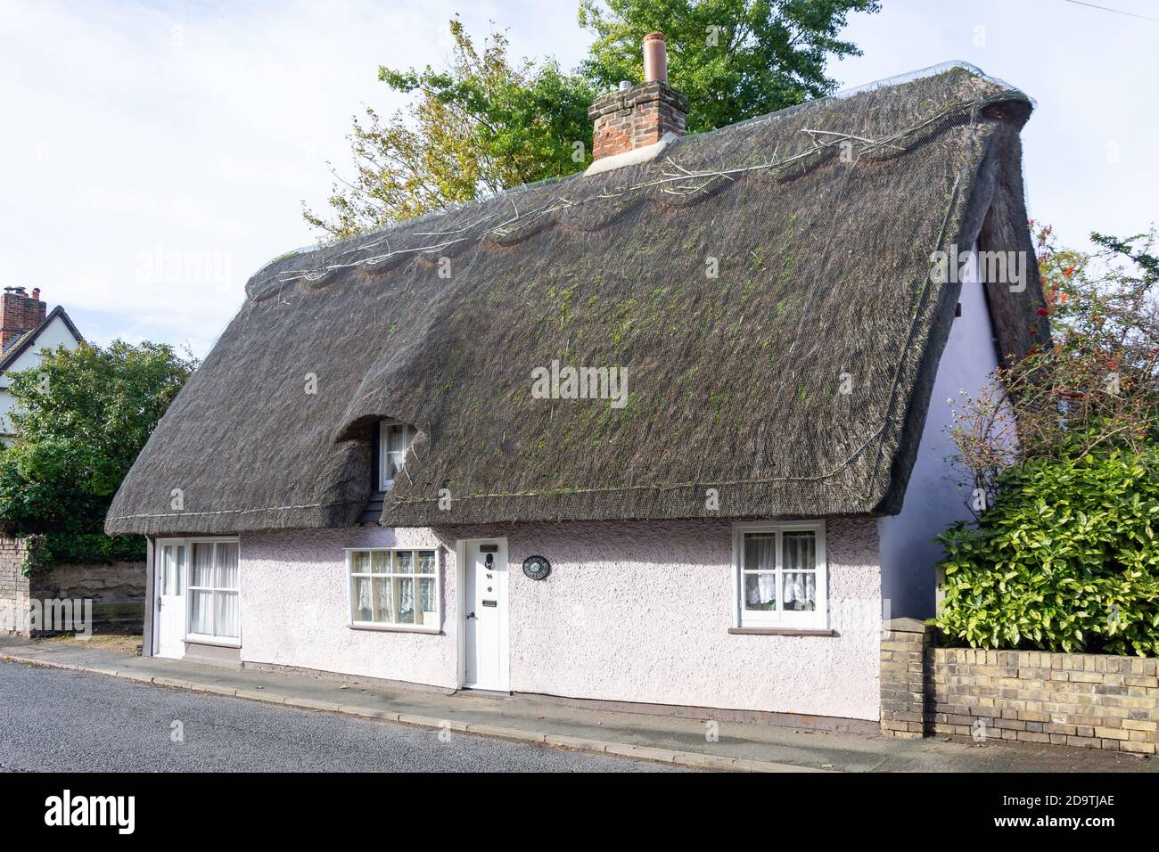 Thatched cottage, High Street, Melbourn, Cambridgeshire, England, United Kingdom Stock Photo