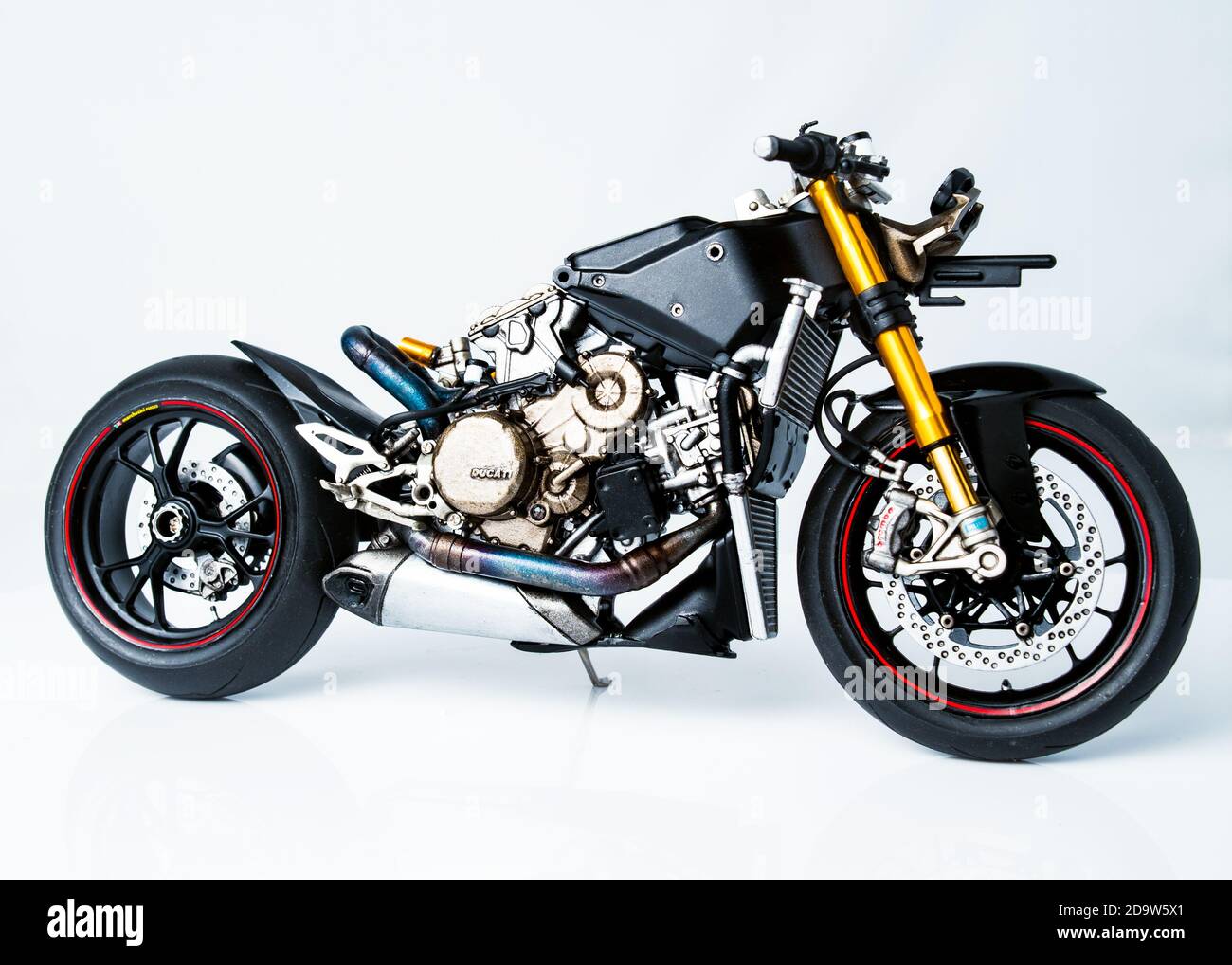 Tamiya Ducati 1199 Panigale S model scale kit Stock Photo - Alamy