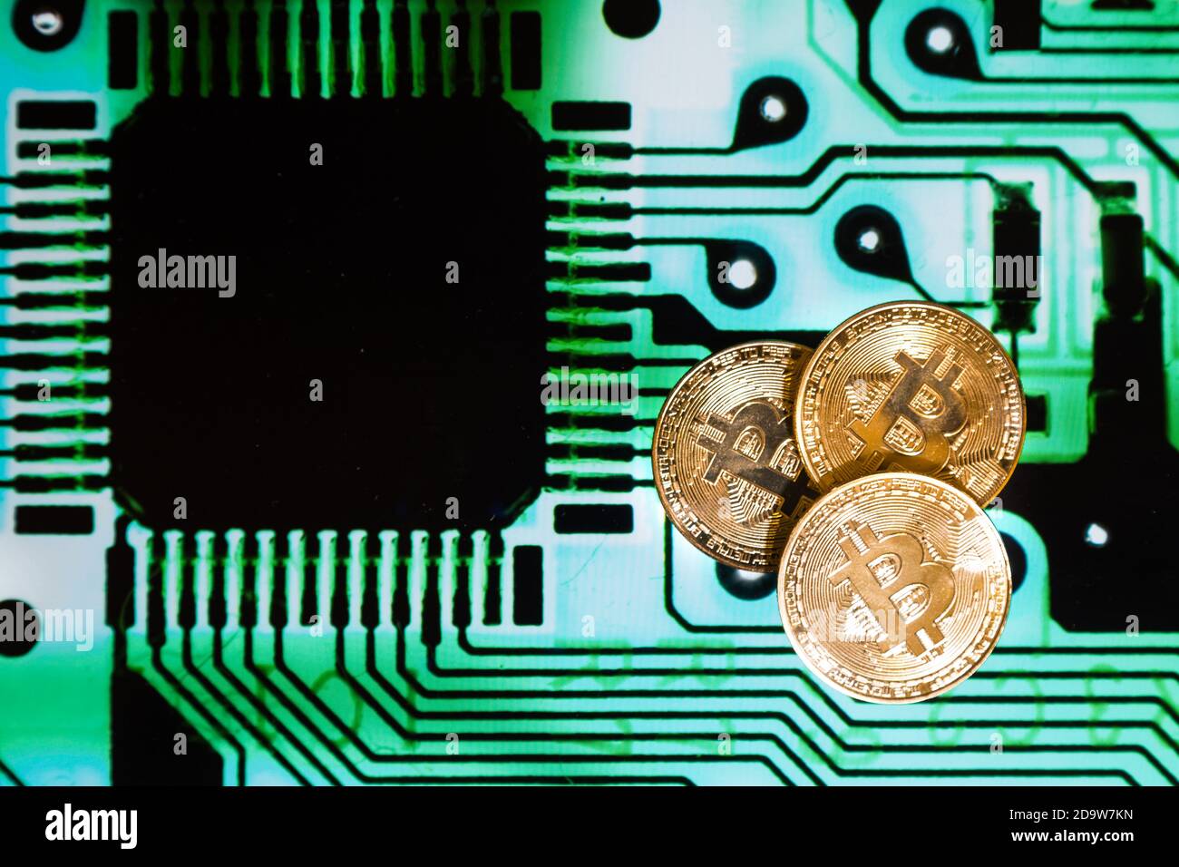 Bitcoin Computer Bank Digital banking hi-res stock photography and images - Alamy