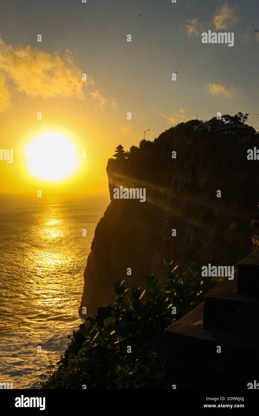 Sunset at Uluwatu Temple at Uluwatu Beach, Bali Stock Photo Alamy