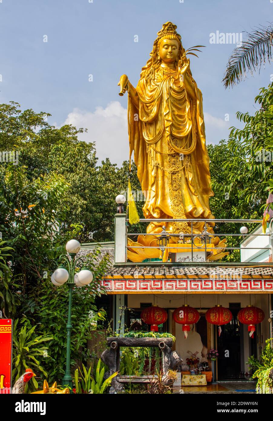 Nakhon Pathom Temple High Resolution Stock Photography And Images Alamy