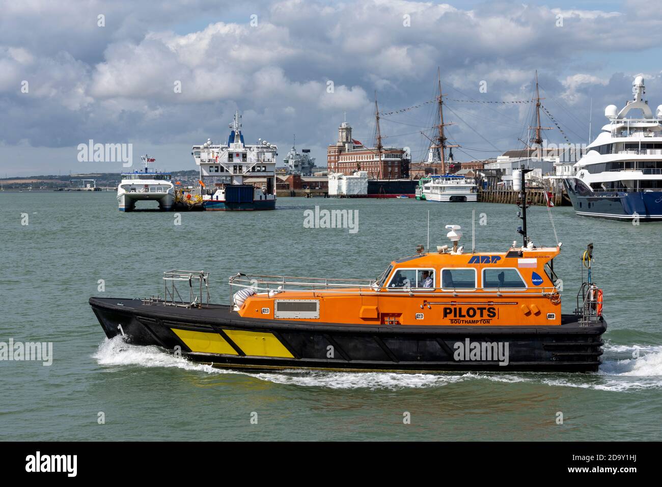 Southampton Pilot boat Hamwic a Halmatic Nelson 48/50 launch in Portsmouth Harbour, Portsmouth, Hampshire, England, UK Stock Photo