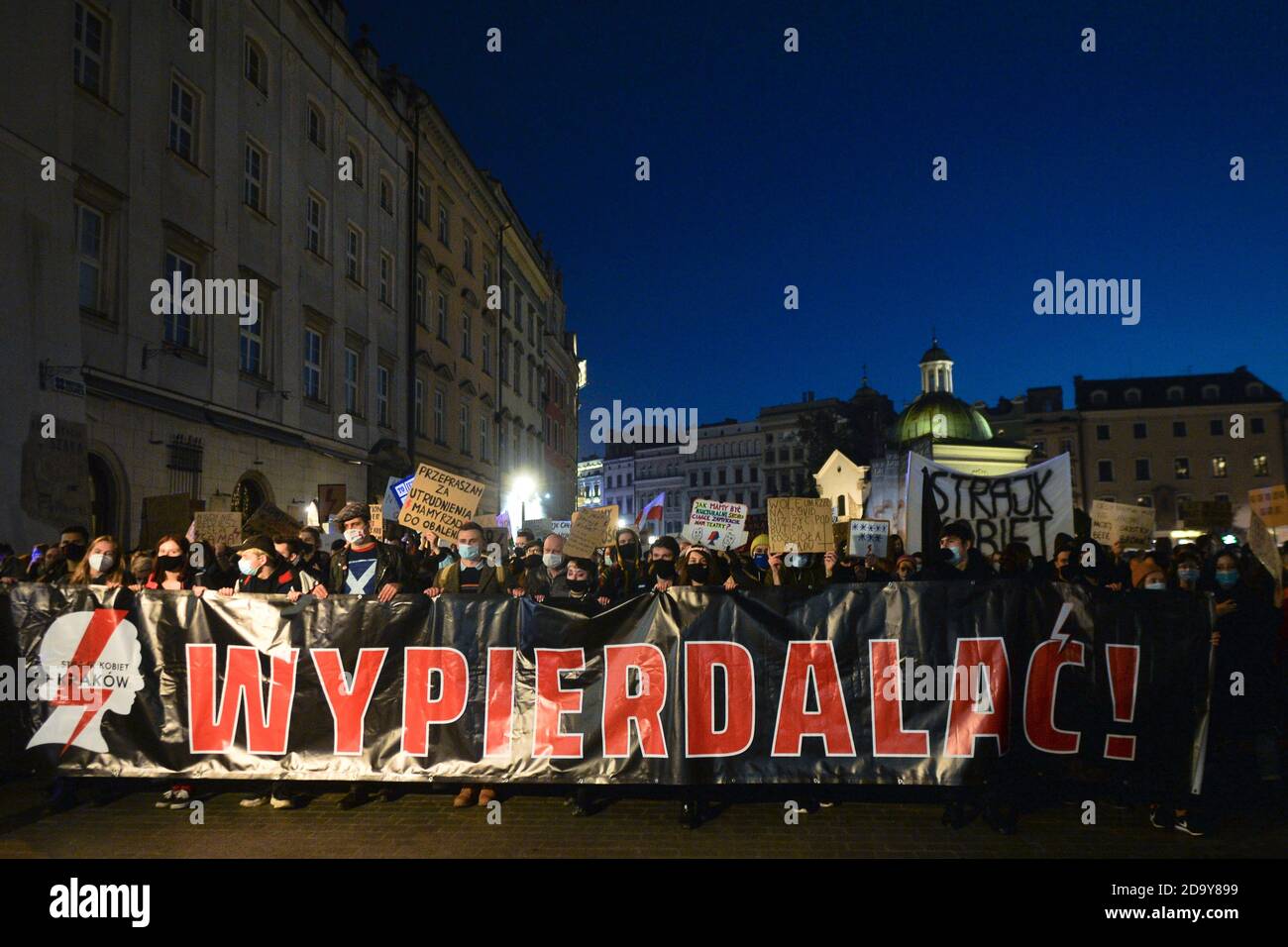 Krakow, Poland. 7 November, 2020.  Pro-Choice activists during another day of protests in Krakow's Old Town. Pro-Choice and women's rights activists and their supporters organised on Saturday evening another anti-government protest in Krakow to express their anger at the Supreme Court ruling in relation to abortion laws.. Credit: ASWphoto/Alamy Live News Stock Photo