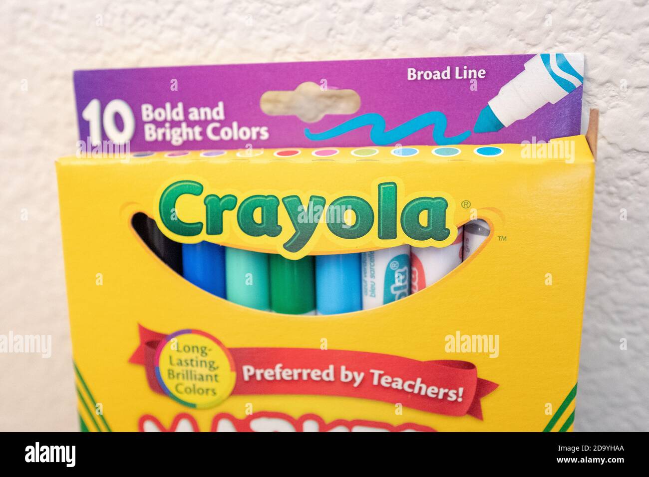 Crayola markers hi-res stock photography and images - Alamy