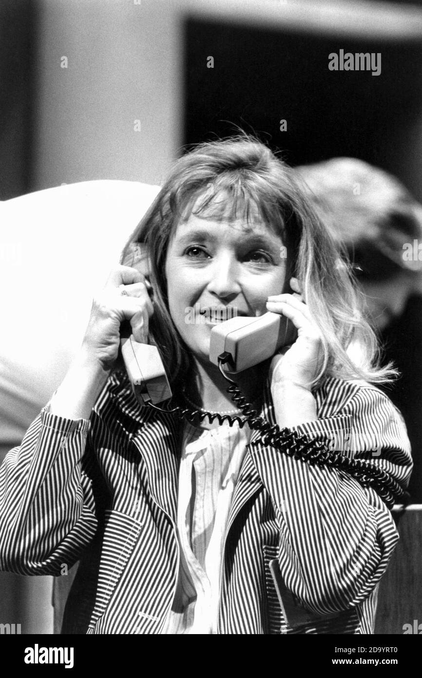 Lesley Manville (Scilla Todd) in SERIOUS MONEY - A City Comedy by Caryl Churchill at the Royal Court Theatre, London SW1  21/03/1987  lyrics: Ian Dury music: Micky Gallagher & Chas Jankel design: Peter Hartwell lighting: Rick Fisher director: Max Stafford-Clark Stock Photo