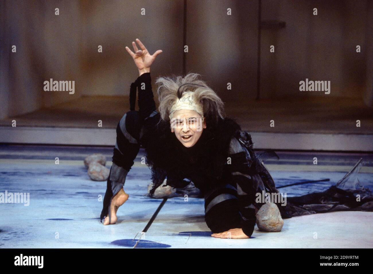 Kathryn Hunter (The Skriker) in THE SKRIKER by Caryl Churchill at the Cottesloe Theatre, National Theatre (NT), London SE1  27/01/1994  music: Paul Hansen  design: Annie Smart  lighting: Christopher Toulmin  movement: Ian Spink  director: Les Waters Stock Photo