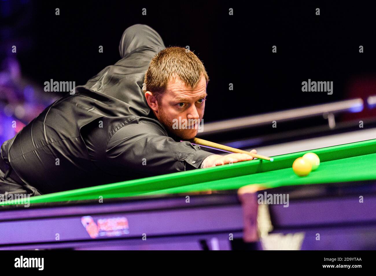 Mark allen snooker hi-res stock photography and images