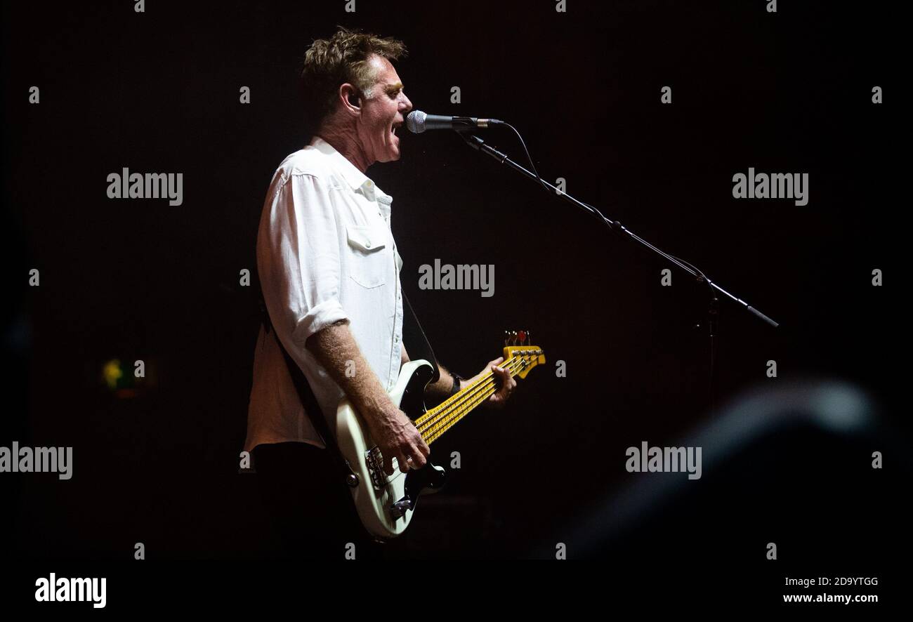 Roll the bones tour hi res stock photography and images Alamy