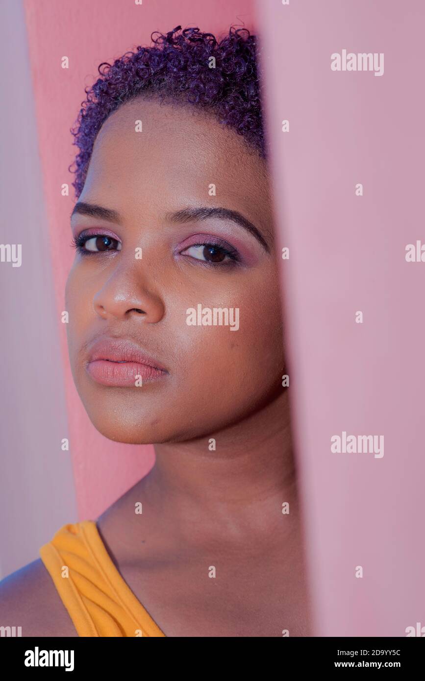 African young woman face portrait hi-res stock photography and images ...