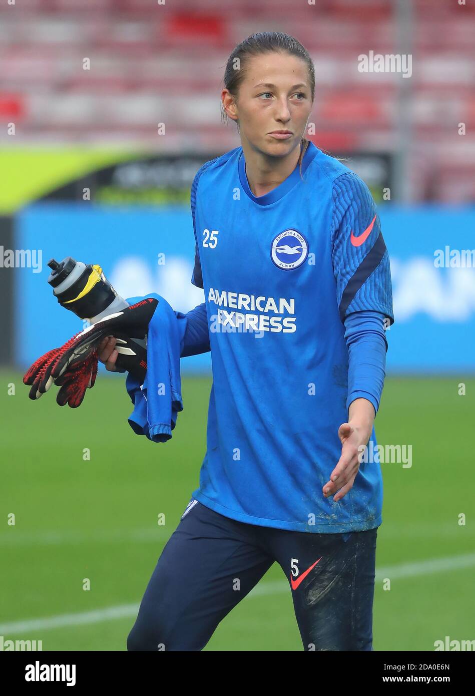 Brighton and Hove Albion goalkeeper Cecilie Fiskerstrand before the FA Women's Super League match at the People's Pension Stadium, Crawley. Stock Photo