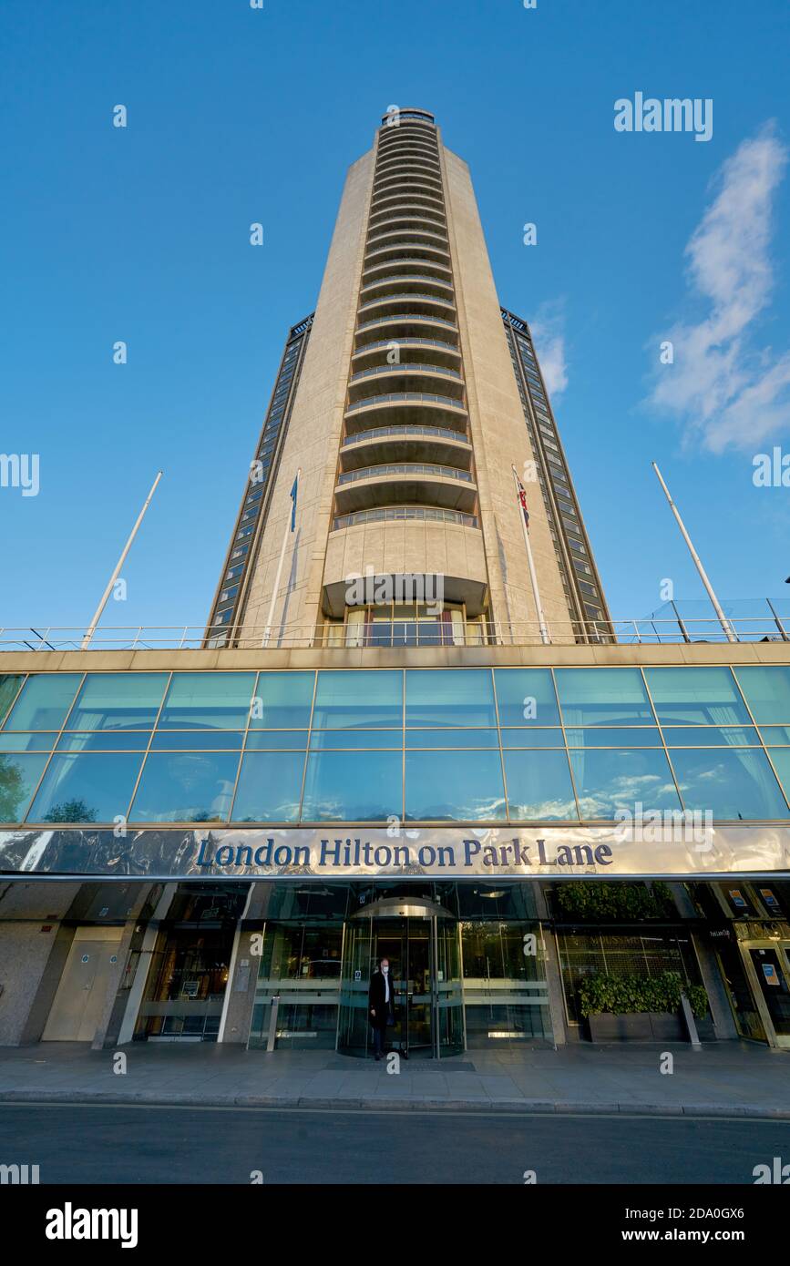 Hilton Hotel Park Lane London Stock Photo - Alamy