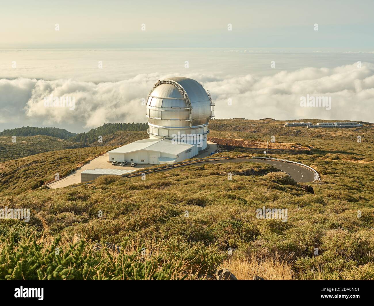 Reflecting telescope hires stock photography and images Alamy