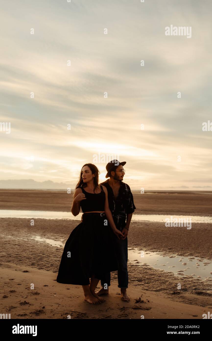 Page 2 Looking In All Directions High Resolution Stock Photography And Images Alamy