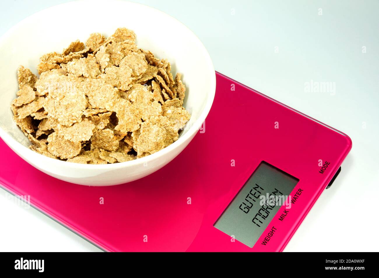 Scale weigh cereal hires stock photography and images Alamy