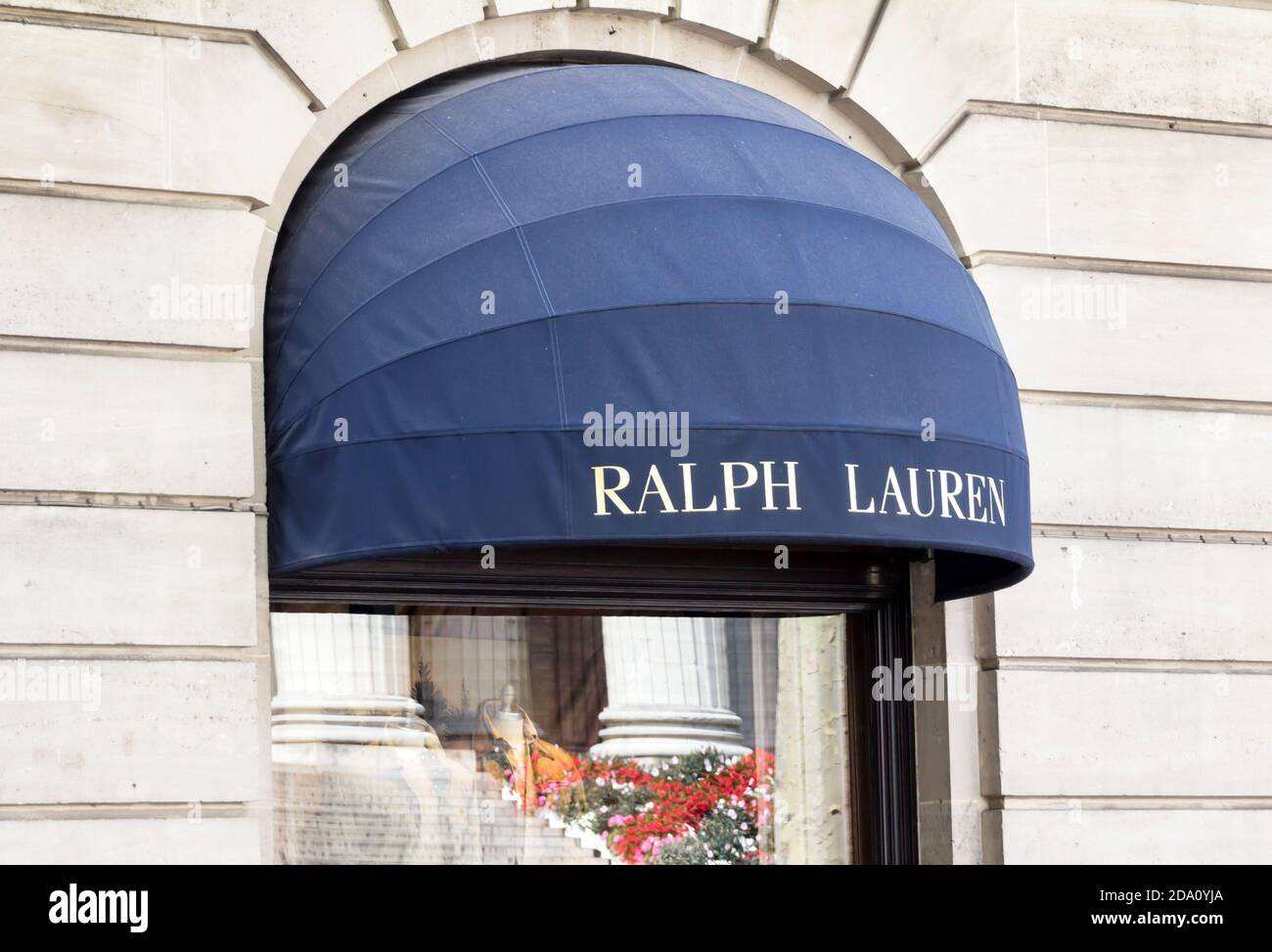 PARIS : Ralph Lauren's first store in Paris opened 1986 Ralph Lauren is the  world famous fashion brand founded in New York.holidays Stock Photo - Alamy