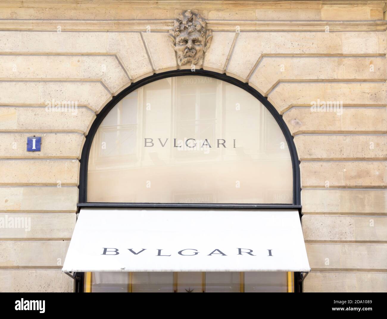 PARIS, FRANCE : Bulgari store in place Vendome in Paris. Bulgari is an  Italian jewelry and luxury goods brand Stock Photo - Alamy